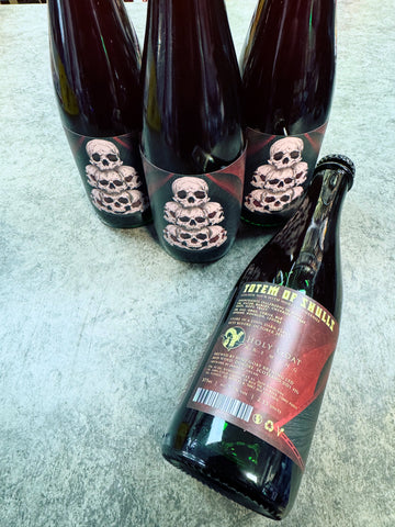 TOTEM OF SKULLS GOLDEN SOUR WITH MORELLO CHERRIES 5.7% 375ml