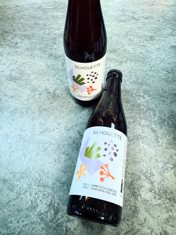 SILHOUETTE 2025 SPICED BERRY SOUR AGED ON PINOT NOIR SKINS 6.8% 330ml